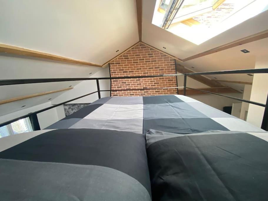Loft: Le New-York Apartment Rouen Bagian luar foto